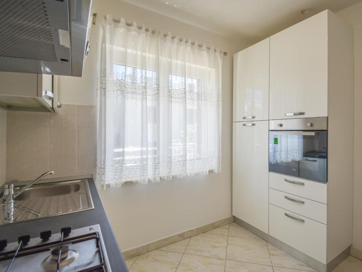 Apartment Aurora By Interhome Buzet Exterior foto